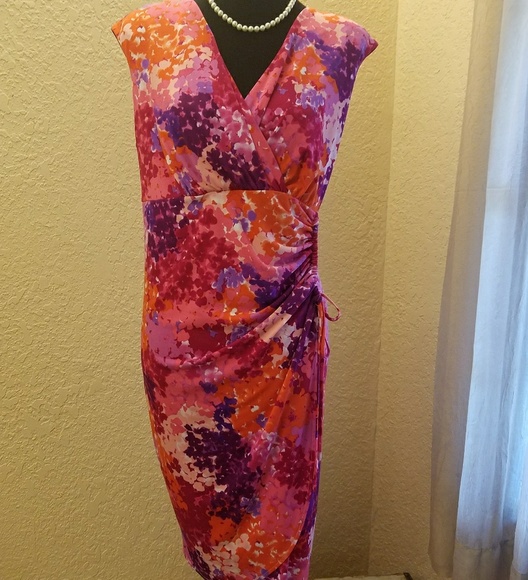 London Times Dresses & Skirts - 💖London Times Floral Dress💖